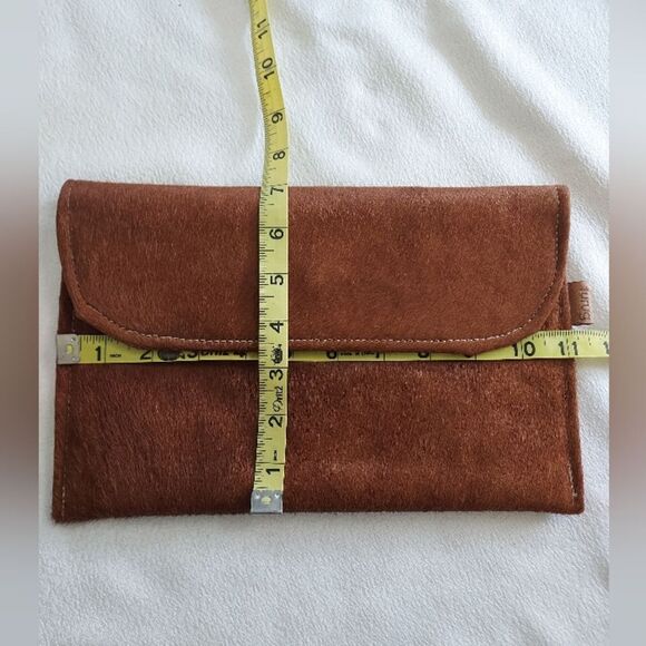 Furug Calf Hide Clutch - Picture 7 of 9